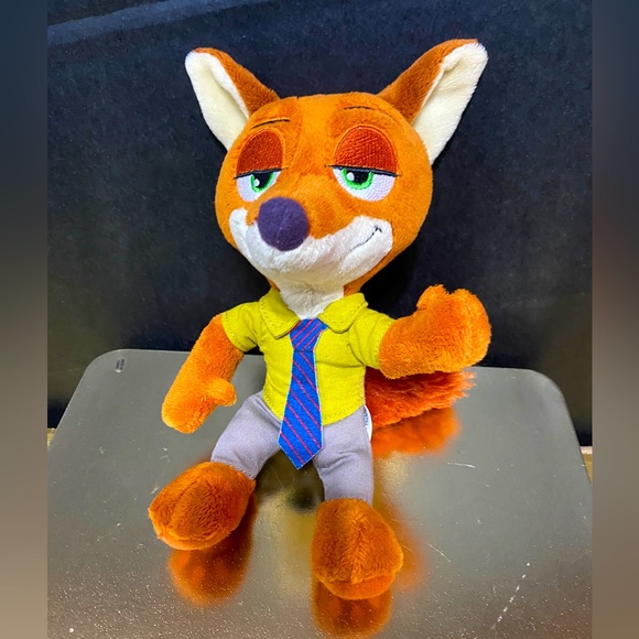 DISNEY ZOOTOPIA NWOT NICK WILDE FOX TOMY BEAN BAG PLUSH 2016 9” - Picture 5 of 12